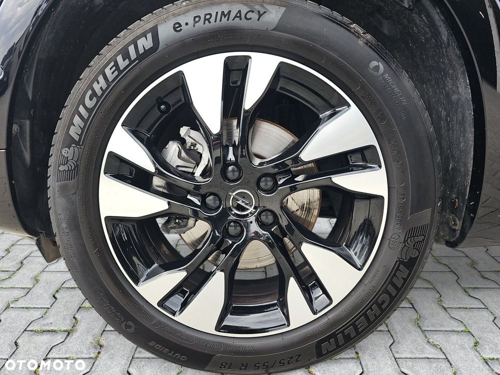 Opel Grandland 1.2 T Business Edition S&S - 26