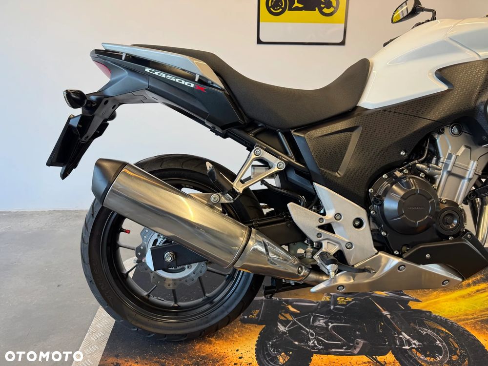 Honda CB - 16