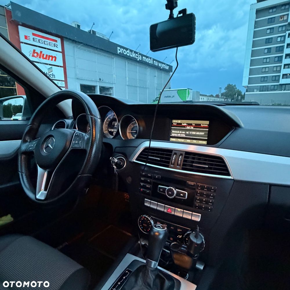 Mercedes-Benz Klasa C 220 CDI 7G-TRONIC Avantgarde Edition - 15