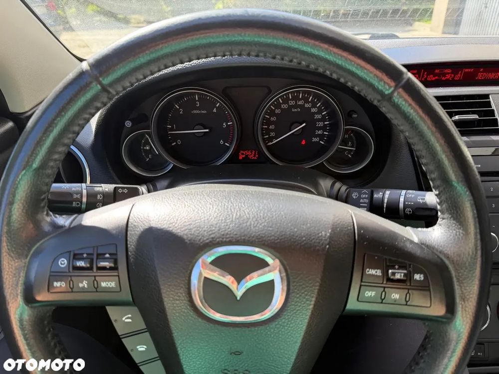 Mazda 6 2.2 CD Exclusive + - 5