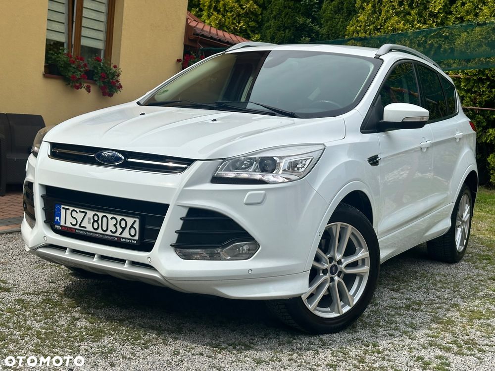 Ford Kuga 1.6 EcoBoost 2x4 Titanium - 2