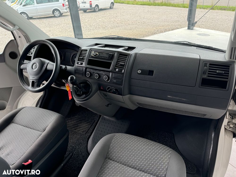 Volkswagen Transporter - 7