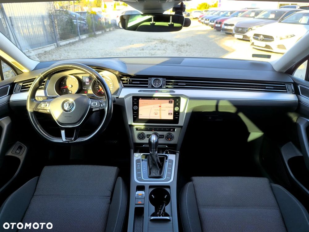 Volkswagen Passat 1.8 TSI BMT Comfortline DSG - 11