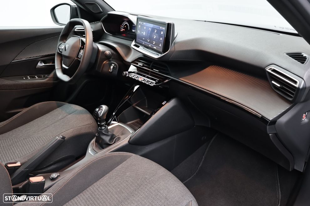 Peugeot 2008 1.2 PureTech Style - 20