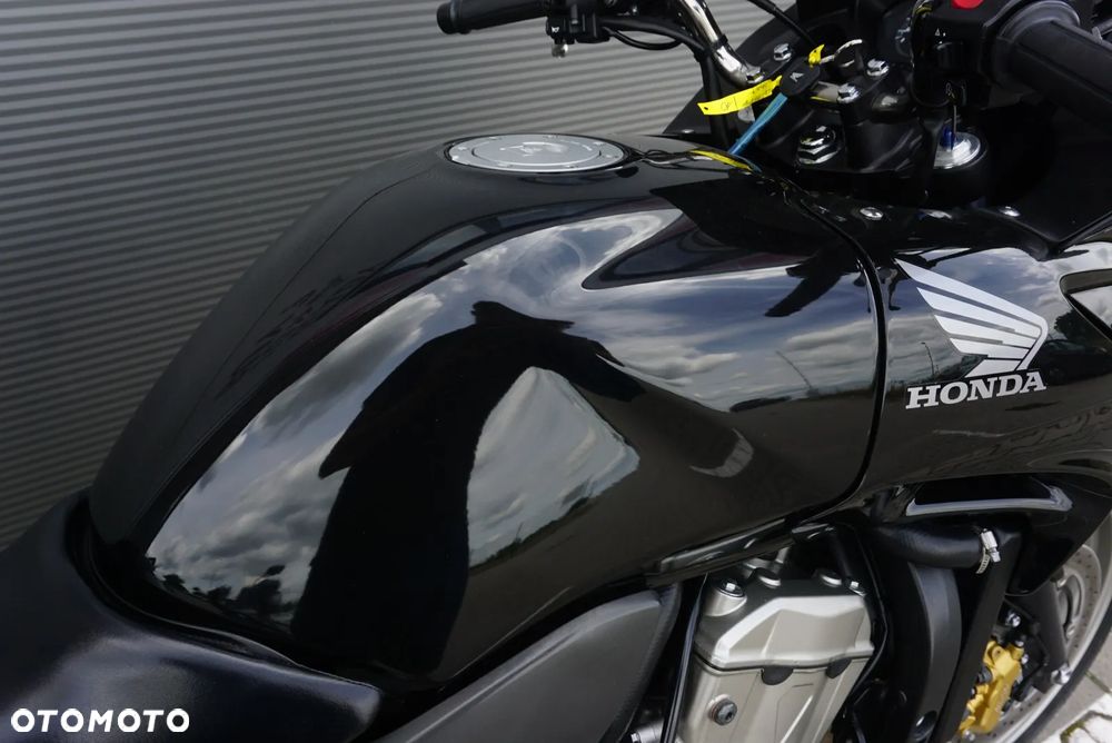 Honda CBF - 18