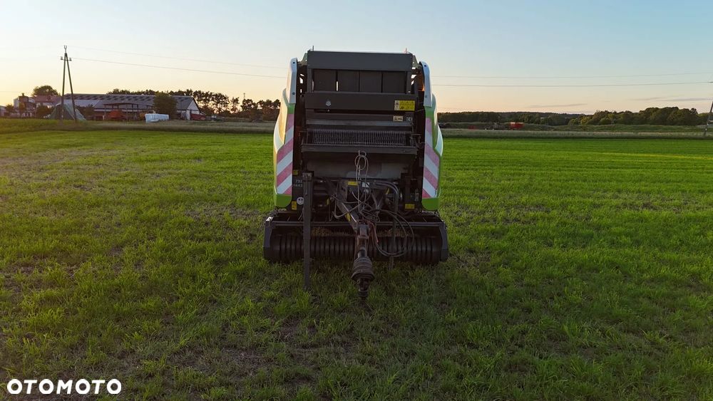 Claas Variant 380 - 2