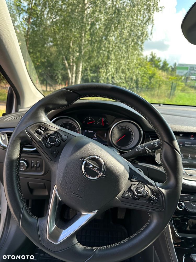Opel Astra 1.4 T Dynamic S&S - 18