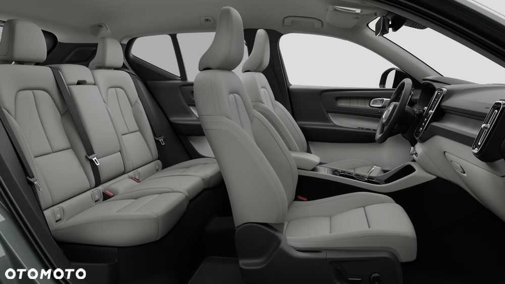 Volvo XC 40 B3 Plus Dark - 14
