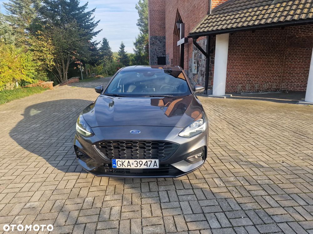 Ford Focus 2020 photo 2