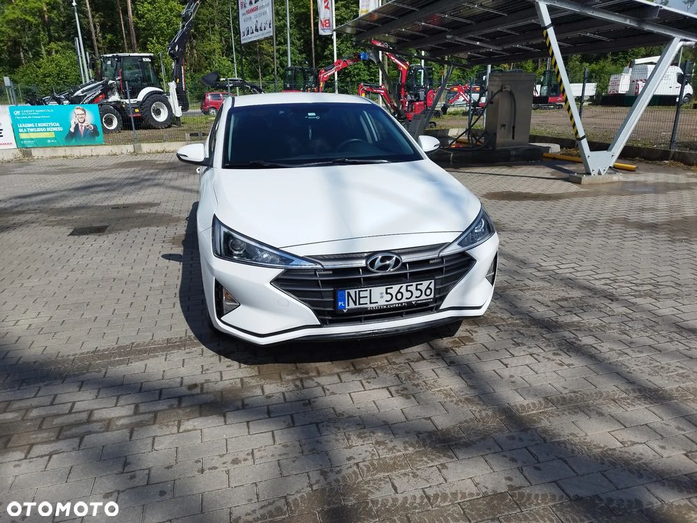 Hyundai Elantra 1.6 Classic Plus - 7