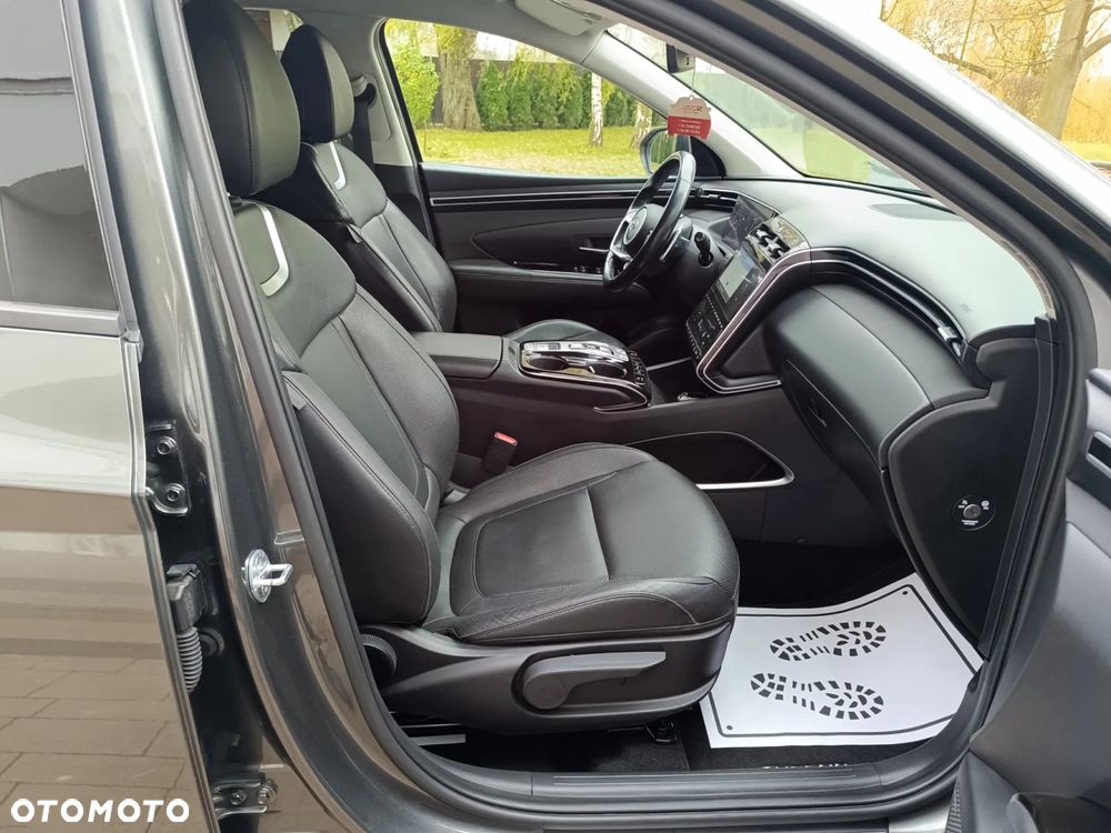 Hyundai Tucson 1.6 CRDi 48V-Hybrid 2WD DCT Select - 32