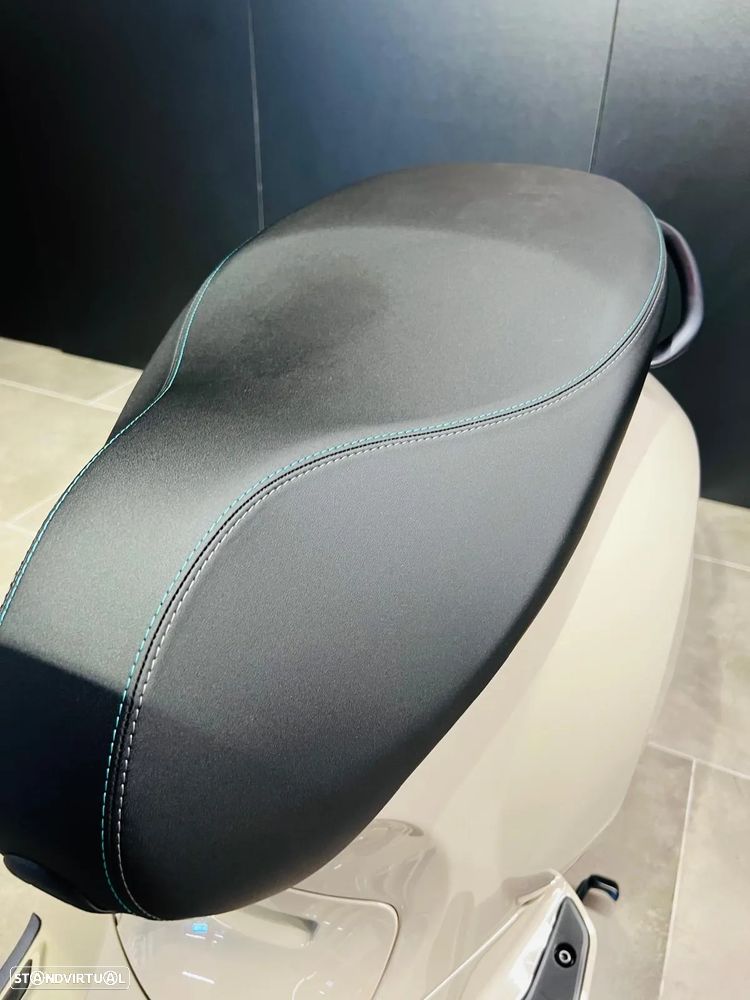 Vespa Primavera 125 S - 5