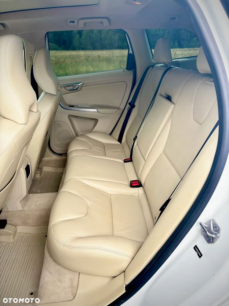 Volvo XC 60 T5 AWD Geartronic Linje Inscription - 17