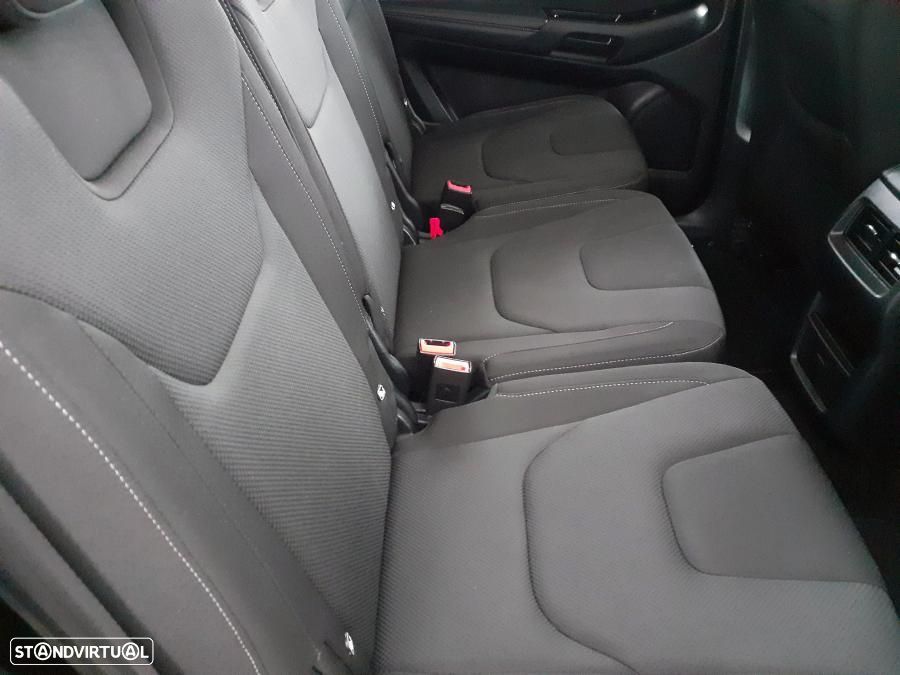 Ford S-Max 2.0 TDCi Titanium - 32