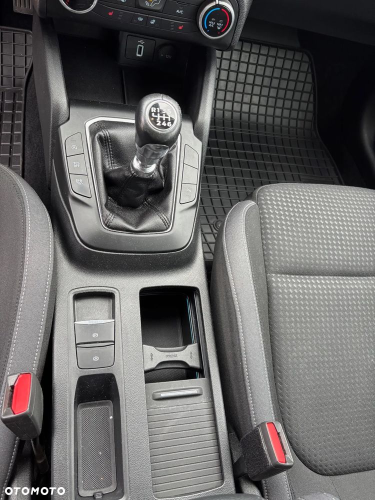 Ford Focus 1.5 EcoBlue Active - 16