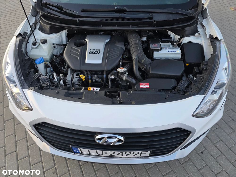Hyundai i30 1.6 T GDI Turbo - 23