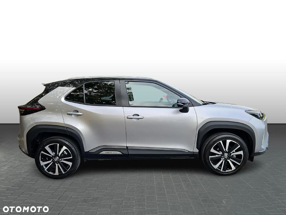 Toyota Yaris Cross Hybrid 1.5 Premiere Edition - 5