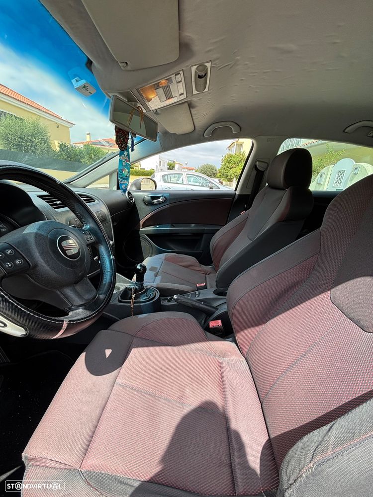 SEAT Leon 1.6 16V Signo - 7
