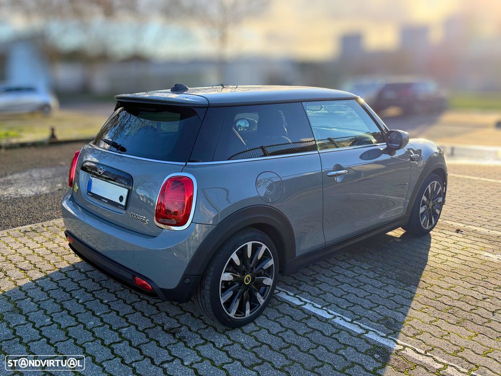 MINI 3 Portas Cooper SE - 6