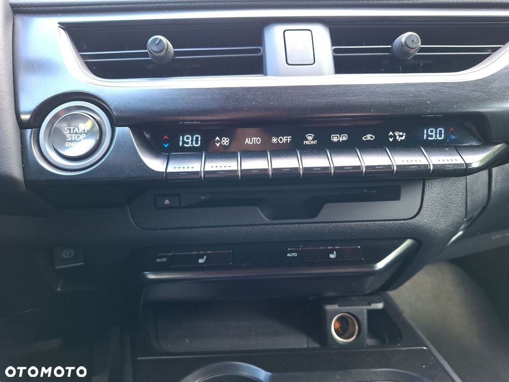 Lexus UX 200 GPF Business Edition 2WD - 20