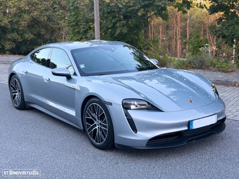Porsche Taycan Standard - 17