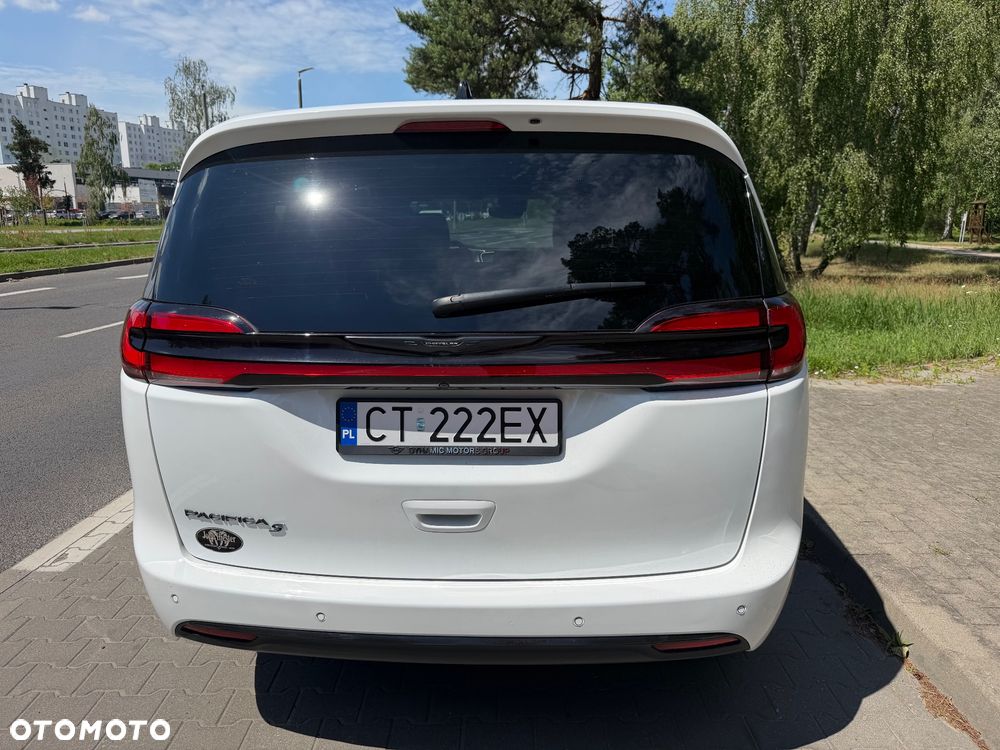 Chrysler Pacifica - 7