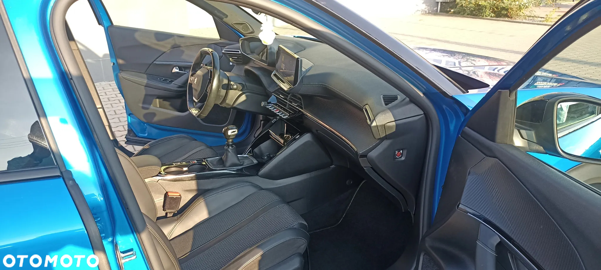 Peugeot 2008 PureTech 130 GT Pack - 8
