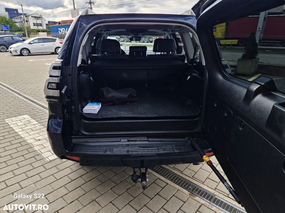 Toyota Land Cruiser 2.8l D-4D 204 CP A/T Luxury Black Matte Edition - 7