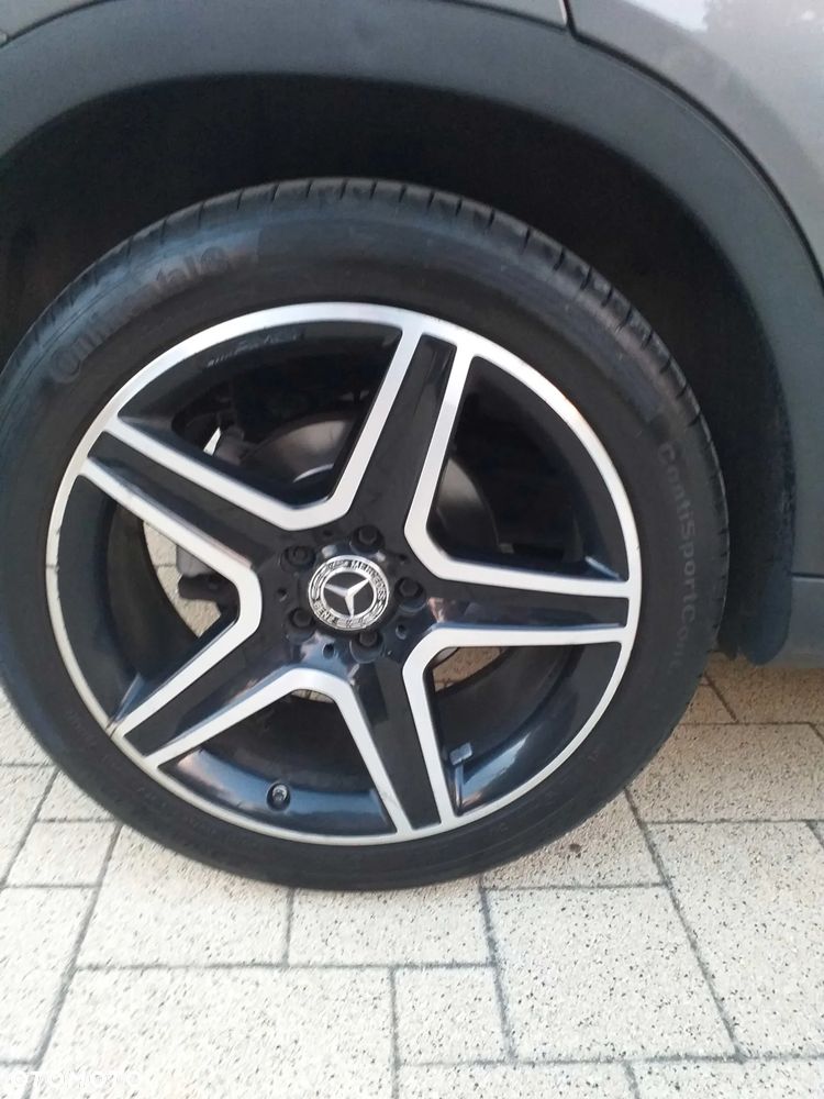 Mercedes-Benz GLA 200 7G-DCT AMG Line - 29