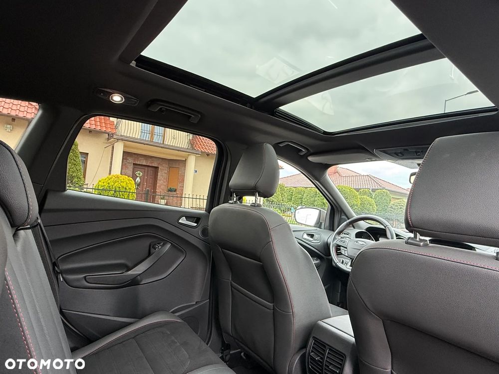 Ford Kuga 2.0 TDCi AWD ST-Line - 29