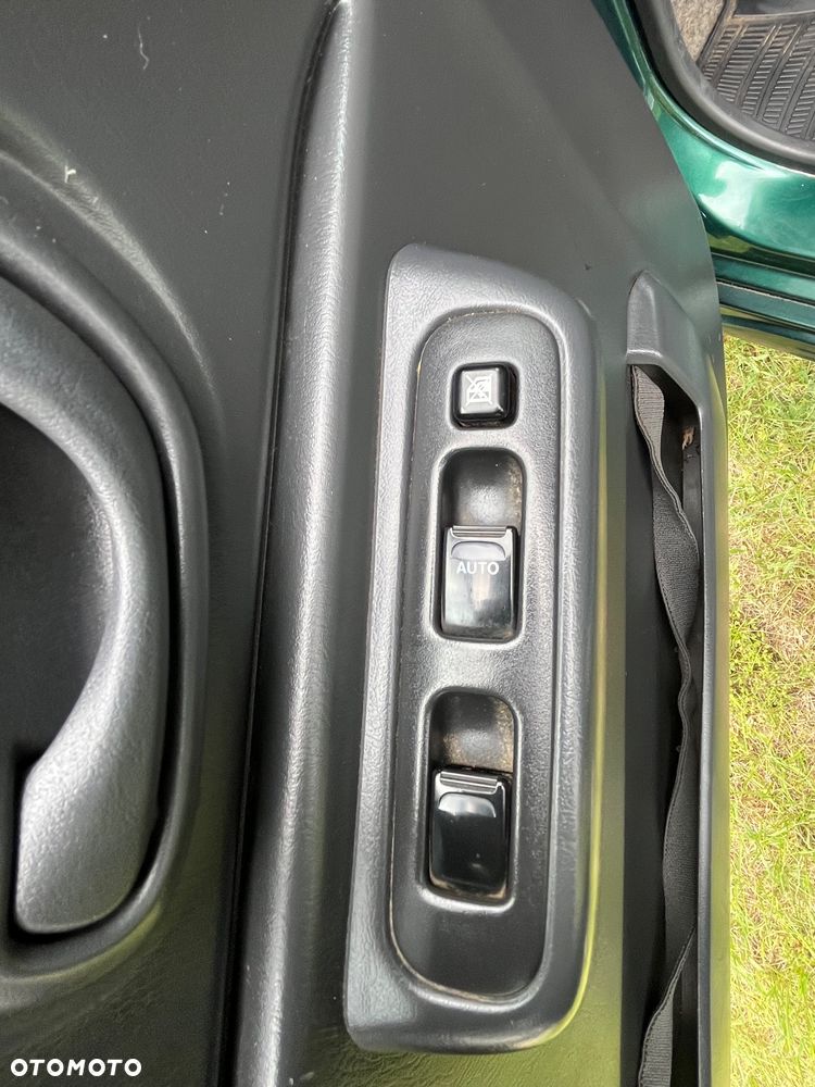 Suzuki Jimny 1.3 - 25