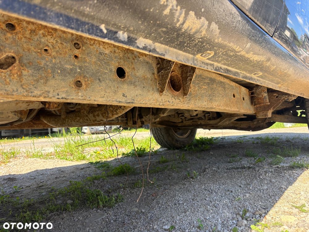Mitsubishi L200 2.5 DID DC Intense - 17