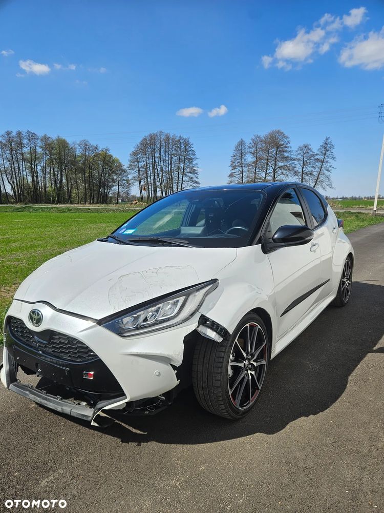 Toyota Yaris Hybrid 1.5 GR Sport - 1