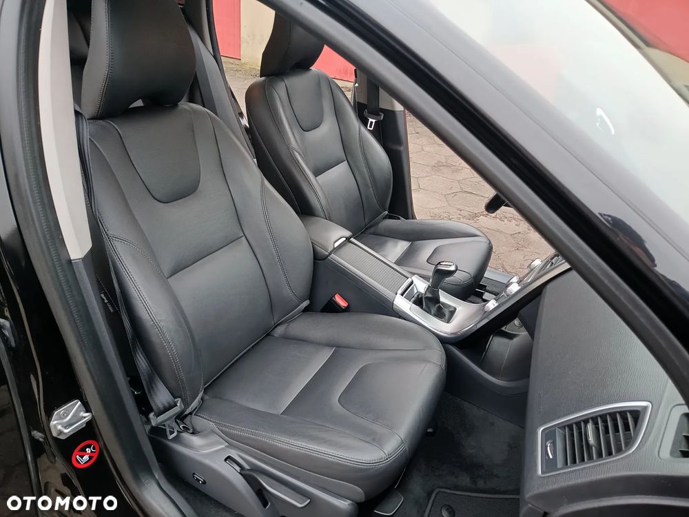 Volvo XC 60 D4 Summum - 21