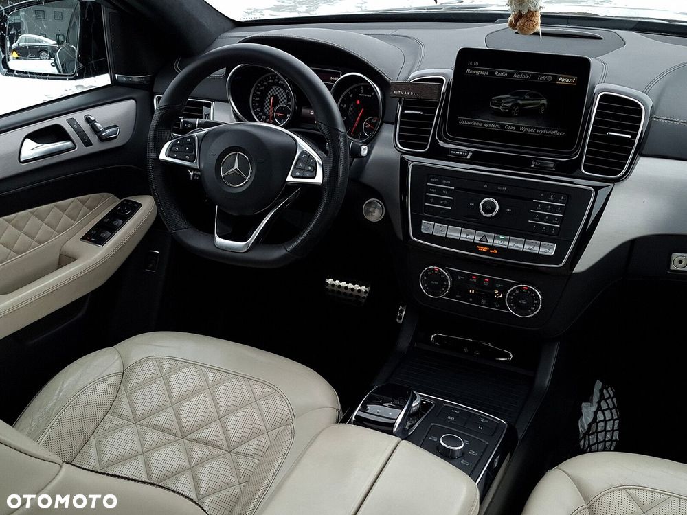 Mercedes-Benz GLE - 18