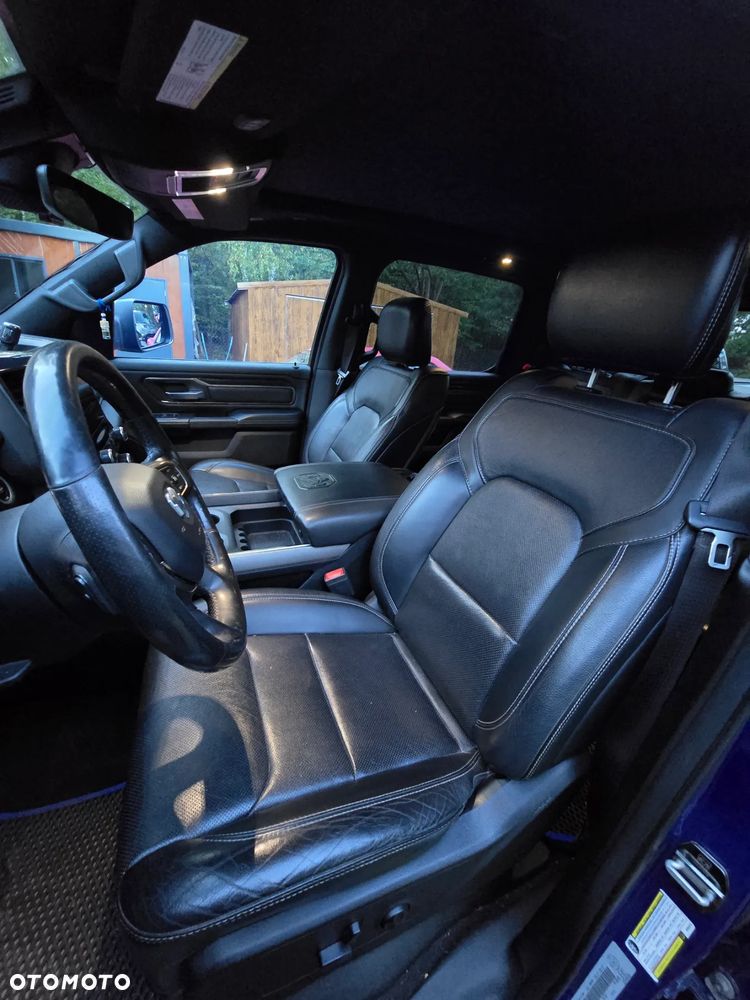 RAM 1500 5.7 Crew Cab Shortbed Laramie Sport - 26