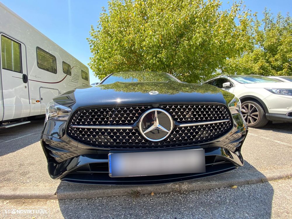 Mercedes-Benz CLA 250 e Shooting Brake AMG Line - 3