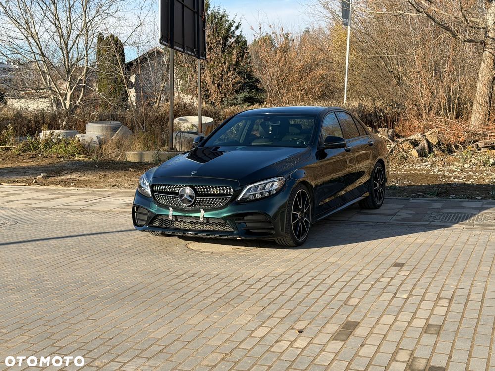 Mercedes-Benz Klasa C 300 9G-TRONIC Night Edition - 21