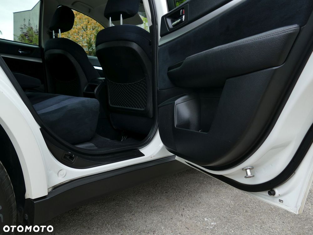 Subaru Outback 2.5i Lineartronic Active - 35