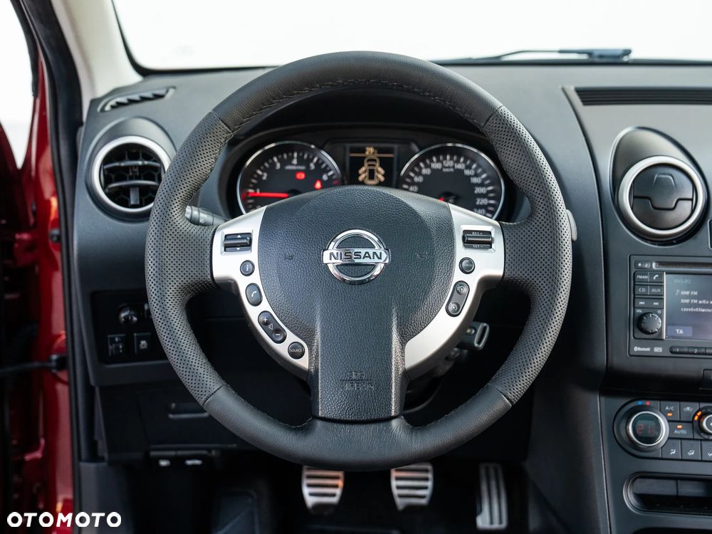 Nissan Qashqai 1.6 360 - 28