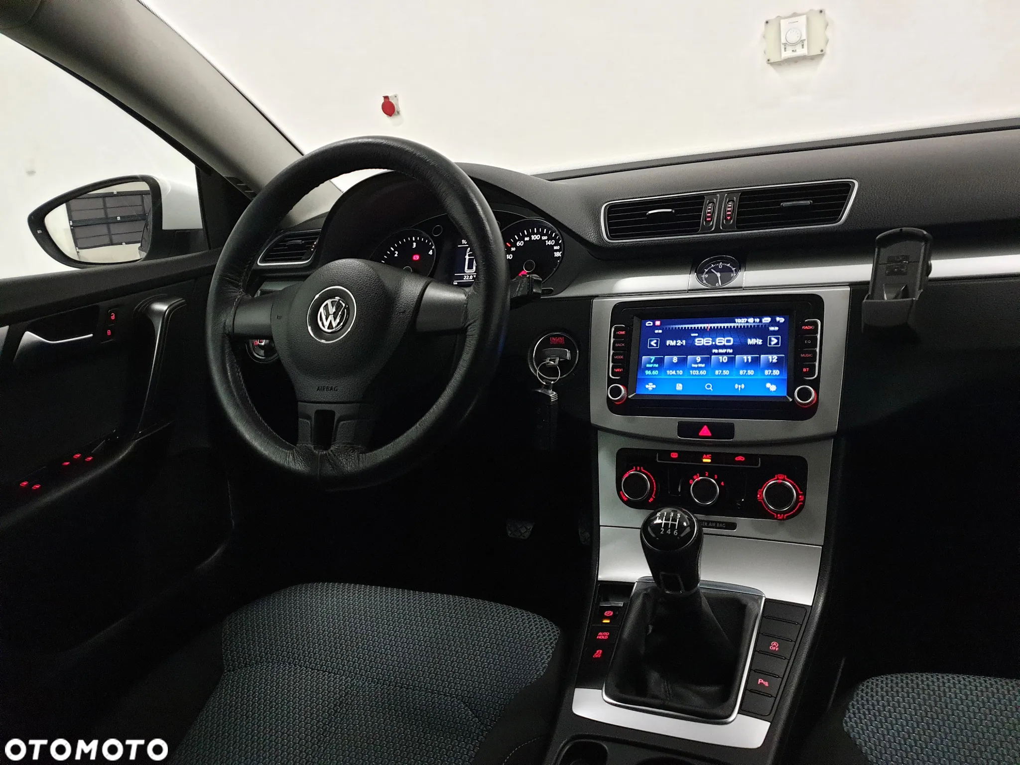 Volkswagen Passat 1.6 TDI Comfortline - 33
