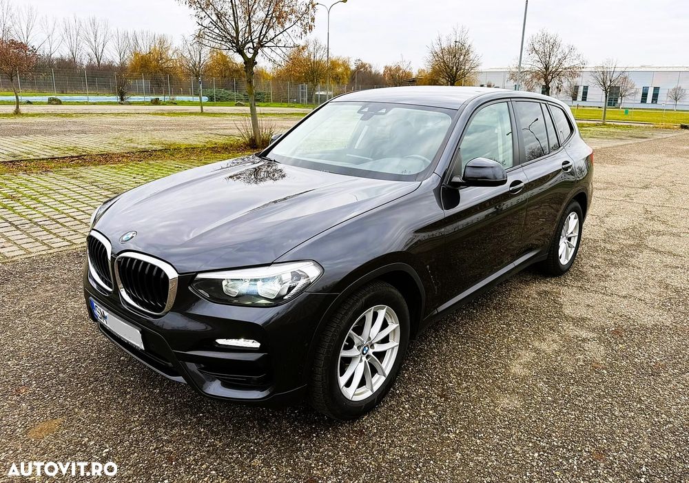 BMW X3 xDrive20d AT xLine - 35