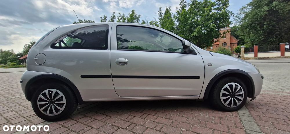 Opel Corsa 1.2 16V Enjoy - 3