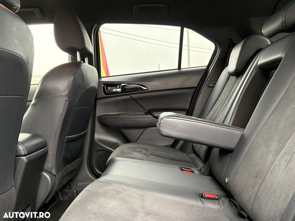 Mitsubishi Eclipse-Cross - 24