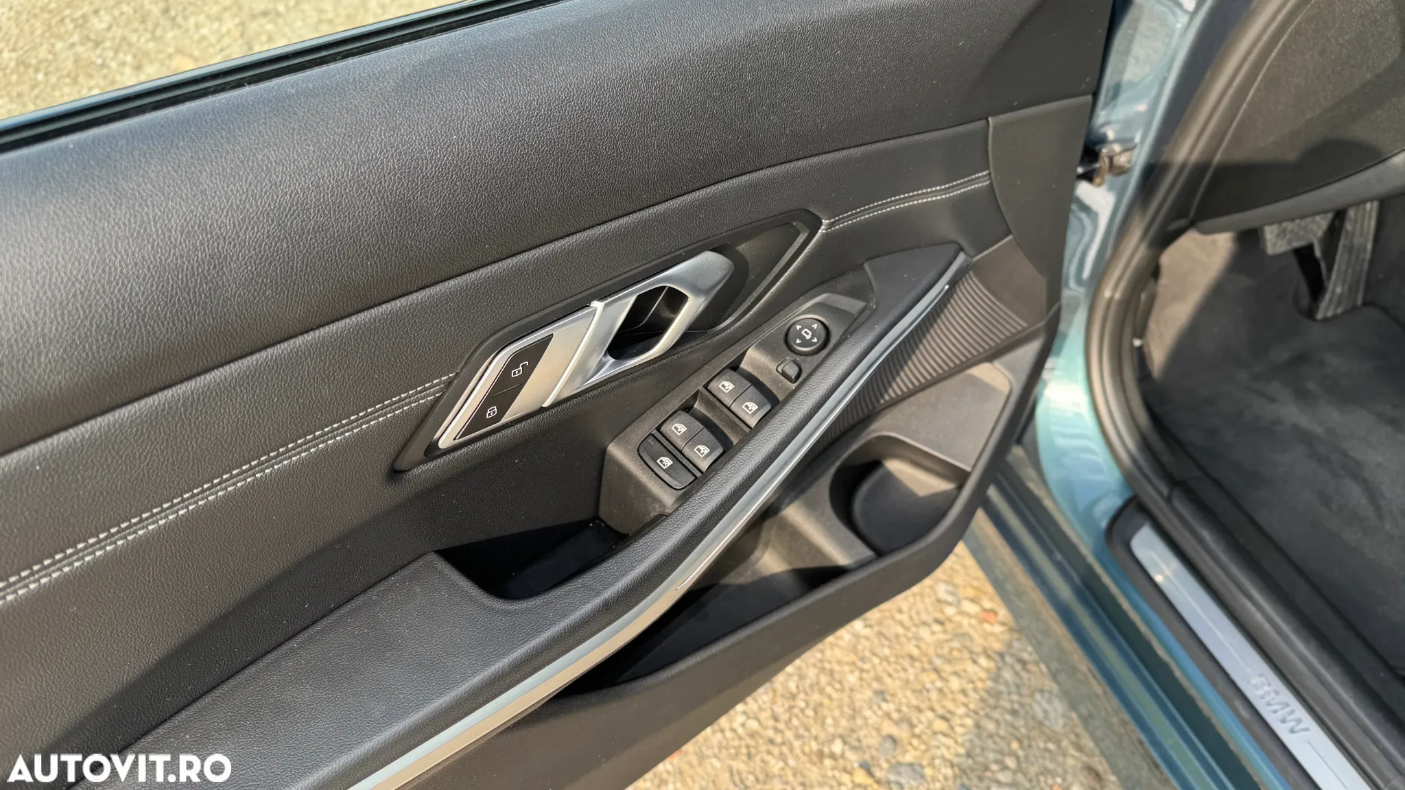 BMW Seria 3 320i AT - 9