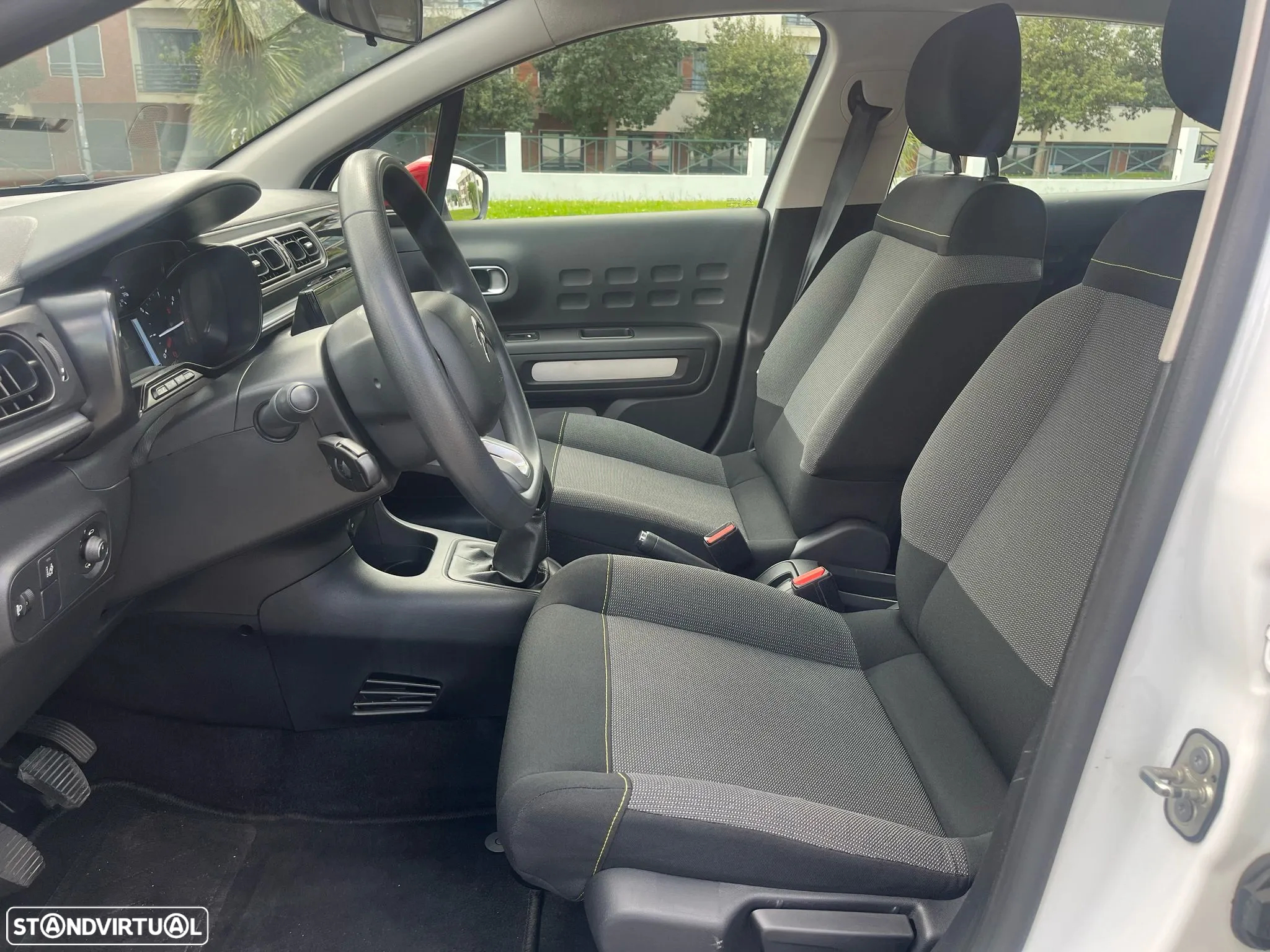 Citroën C3 1.5 BlueHDi Feel - 21