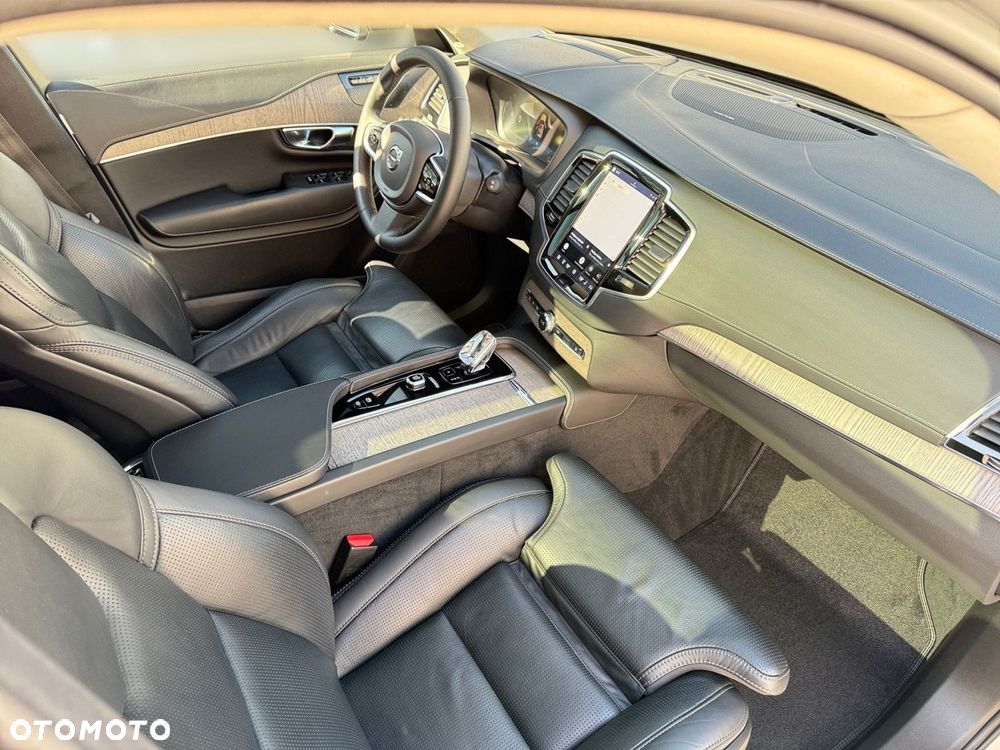 Volvo XC 90 - 29