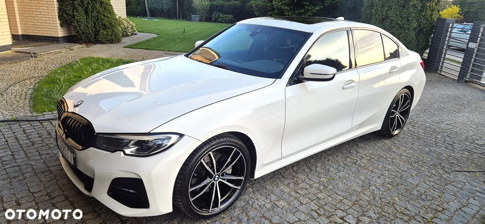 BMW Seria 3 330i xDrive M Sport sport - 1