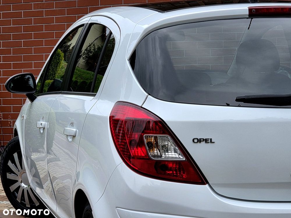 Opel Corsa 1.4 16V Color Edition - 20