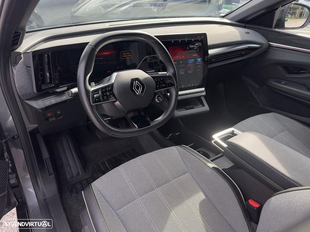 Renault Mégane E-Tech EV60 Techno Autonomia Comfort CA7 - 19